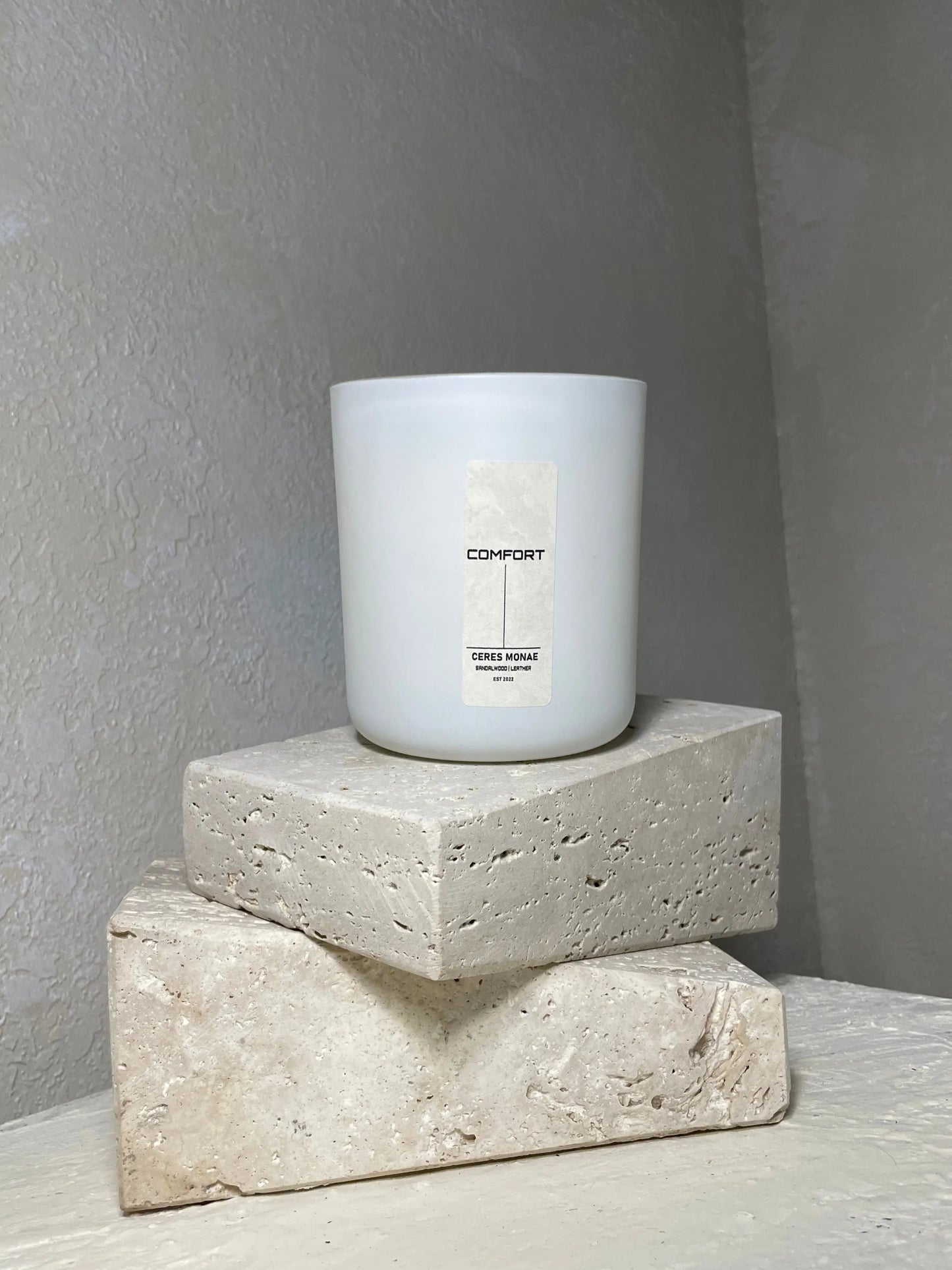 COMFORT CANDLE - 12 OZ Ceres Monae